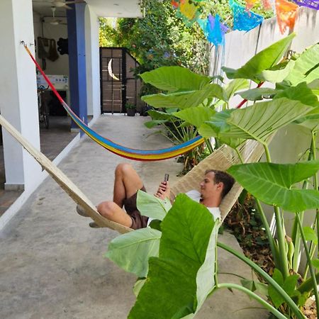 Hostel Humanity Puerto Morelos Buitenkant foto